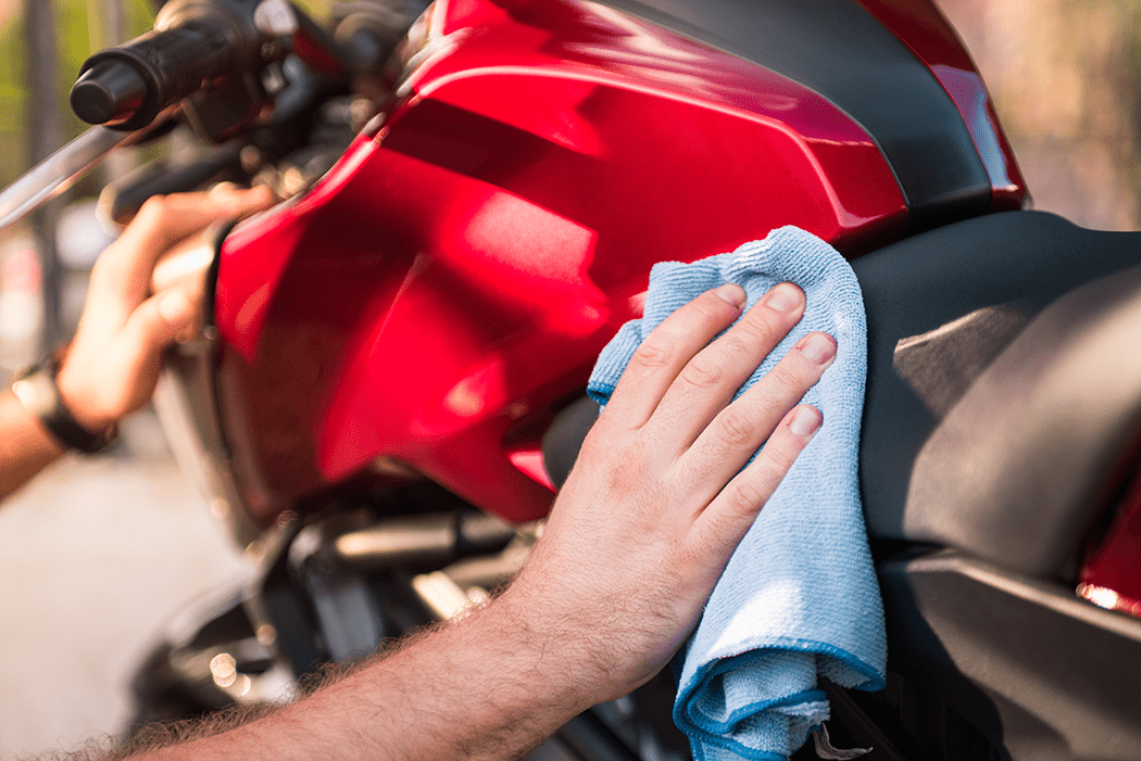 Cómo limpiar tu moto correctamente